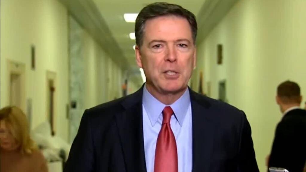 Estados Unidos: juez señala “conducta indebida” en caso contra el exdirector del FBI