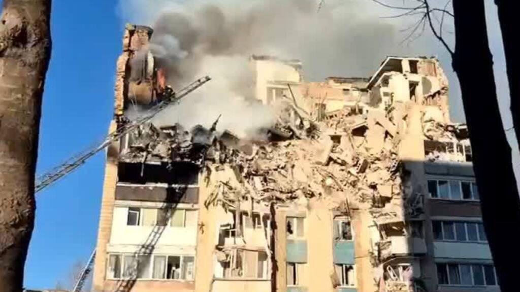 Ataques rusos en varias ciudades de Ucrania dejan más de una decena de muertos