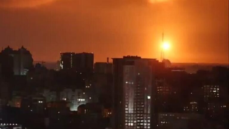 Intercambio de ataques entre Rusia y Ucrania mientras se desarrollan conversaciones en Abu Dabi