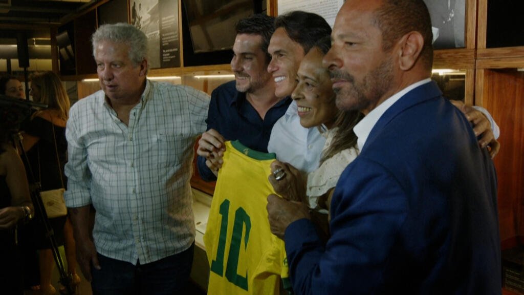 Brasil: la familia Neymar adquiere la icónica marca Pelé