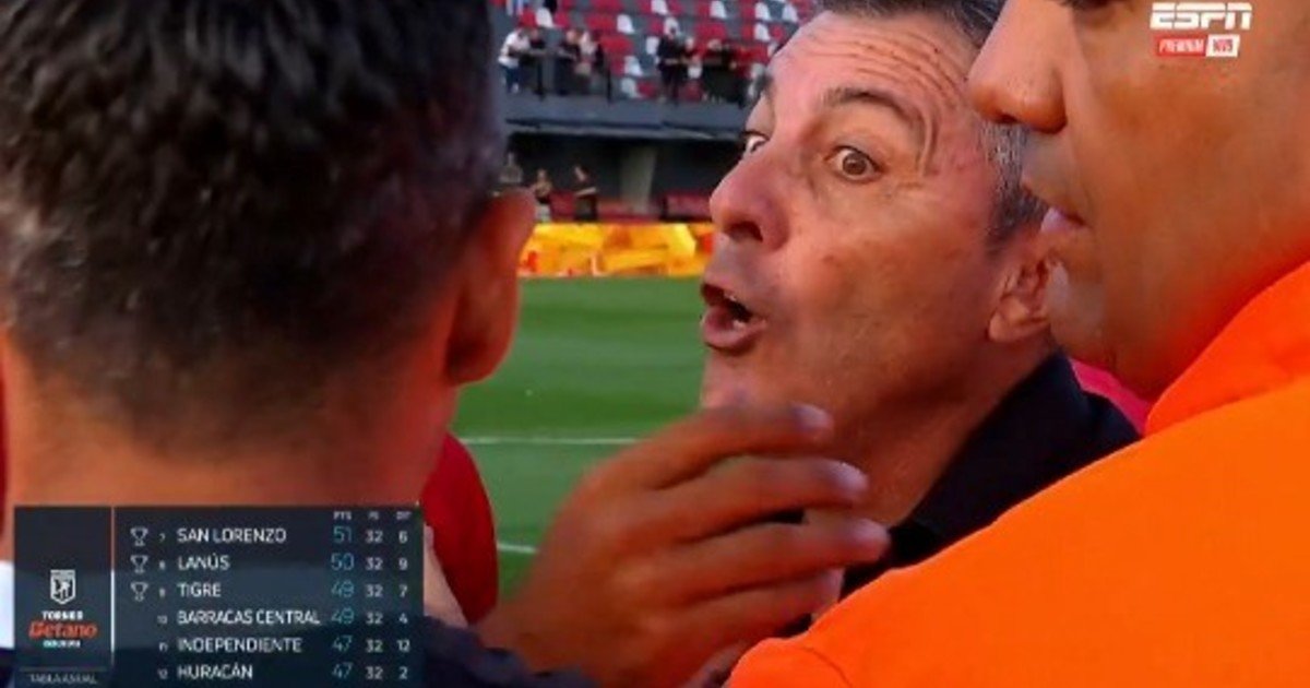 "Vamos a hablar y te voy a romper todo": la amenaza del árbitro Gariano a Kudelka tras el polémico Barracas-Huracán