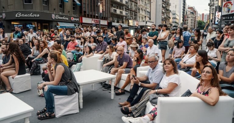 La Ciudad celebra la 15ª edición de La Noche de las Librerías con más de 70 espacios