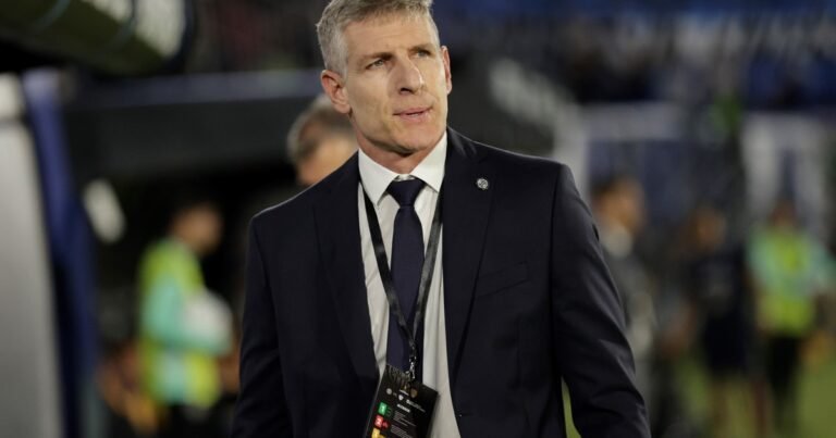 La odisea de Palermo para salvar al Fortaleza del descenso: su impresionante racha y los gigantes que deberá bajar para el milagro