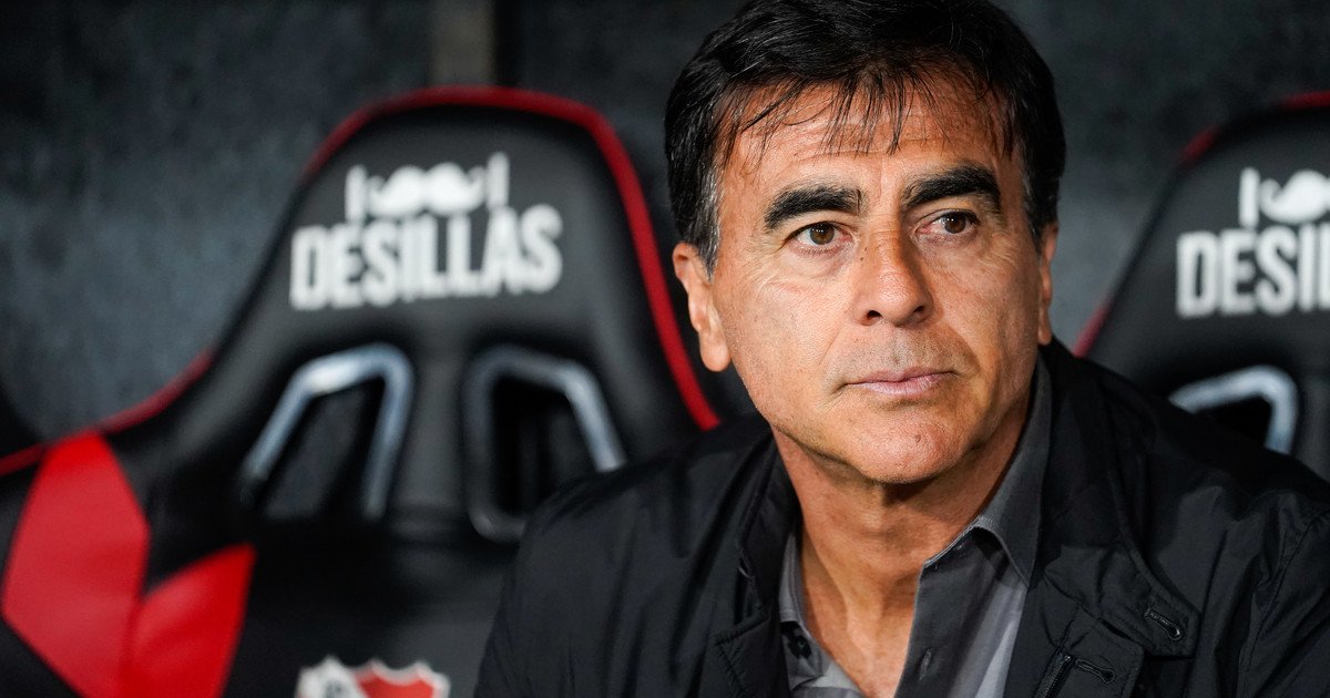 Independiente se resetea rumbo al 2026: las premisas del DT Gustavo Quinteros de cara al rearmado del plantel