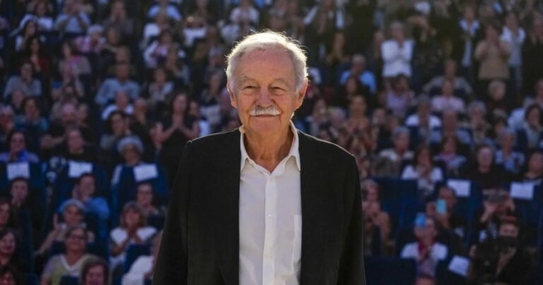 Eduardo Mendoza: “La novela goza de excelente salud y tiene muchas voces nuevas”