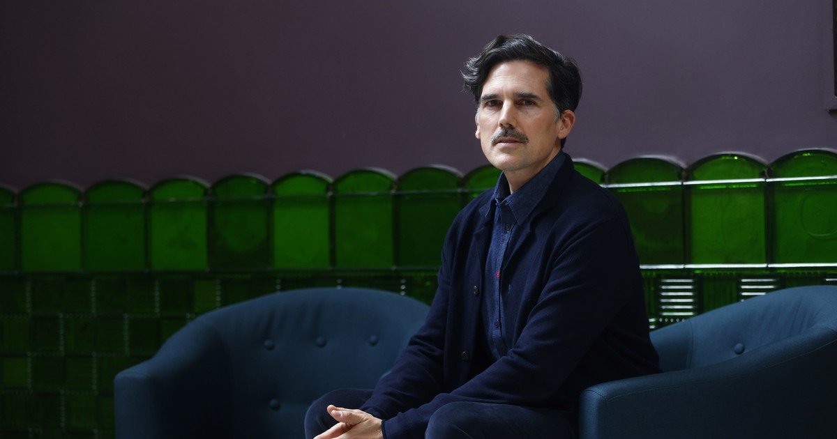 Semana de premios literarios: el Herralde fue para un argentino y se anuncian el Cervantes y el Goncourt