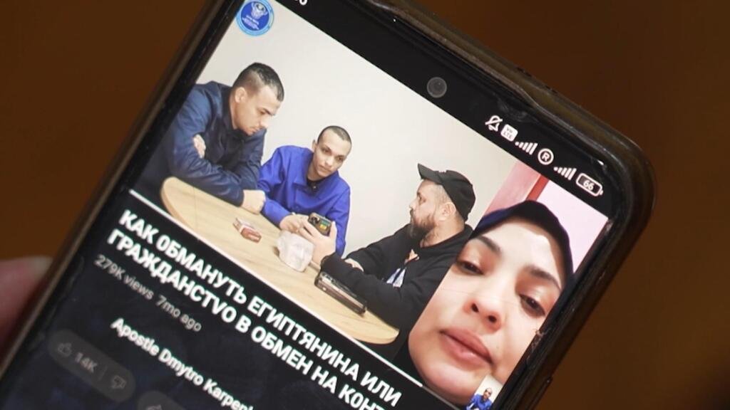 Estudiantes egipcios en Rusia, presionados a unirse al ejército con promesas de dinero y ciudadanía