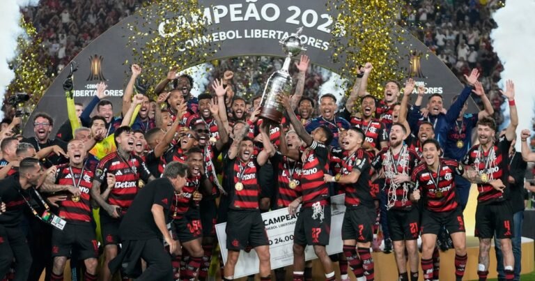 Final de la Copa Libertadores: Flamengo le ganó a Palmeiras una final polémica, llegó a su cuarta estrella y es el más ganador de Brasil