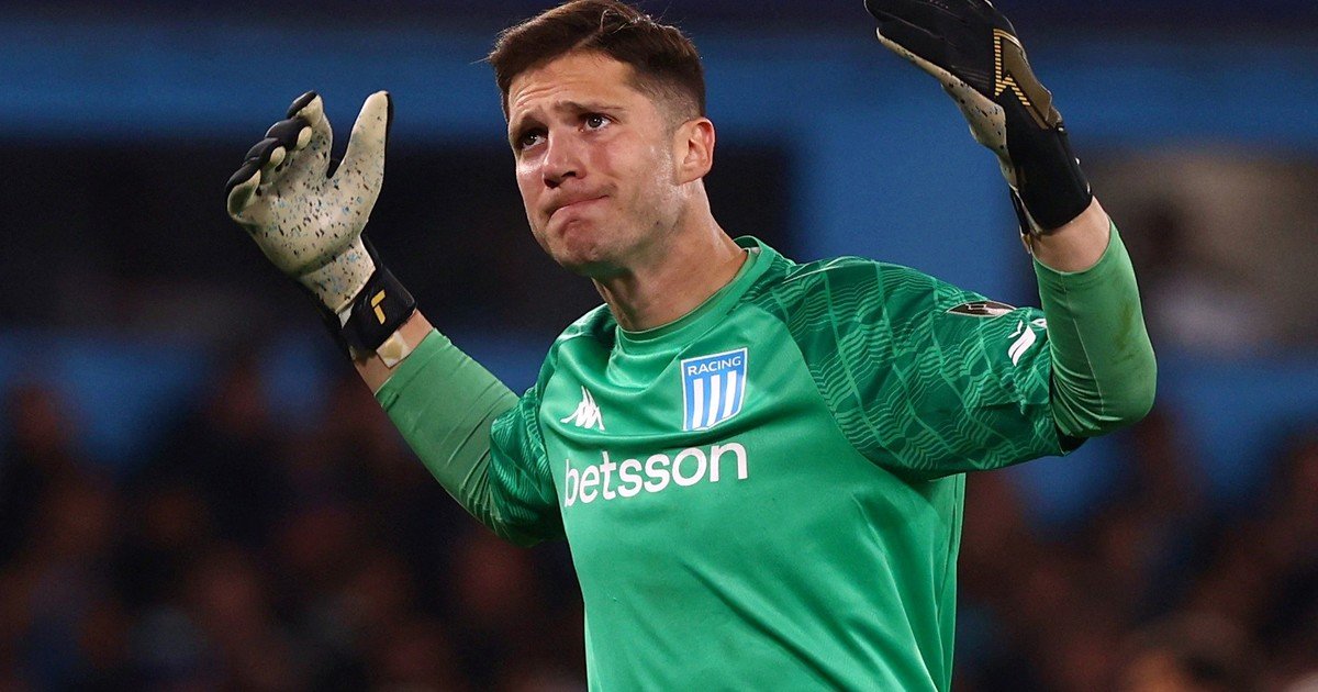 El representante de Cambeses presiona a Milito ante una supuesta oferta: "Deben decidir si lo quieren retener o pagarle lo que vale"