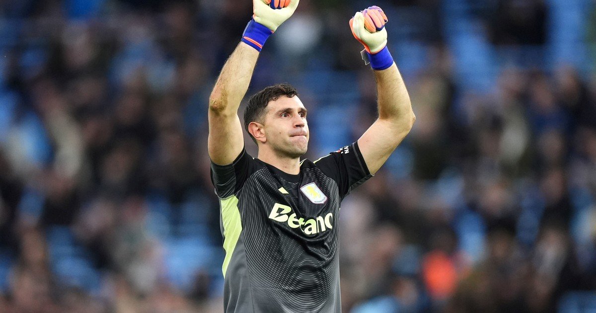 Liverpool vs Aston Villa, Alexis Mac Allister y Dibu Martínez, por la Premier League de Inglaterra: minuto a minuto, en directo