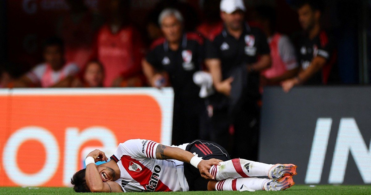 River dio a conocer el diagnóstico de la lesión de Maxi Meza: el correntino tendrá que pasar por el quirófano y estará al menos tres meses sin jugar