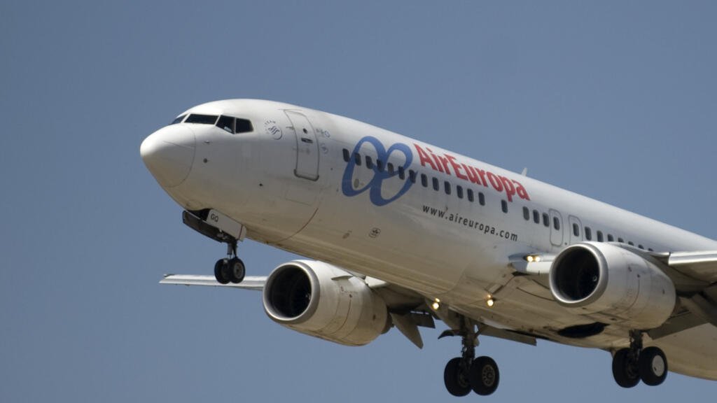 Air Europa se convierte en la séptima aerolínea en suspender vuelos a Venezuela tras la alerta de EE. UU.