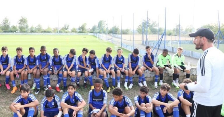 Qatar busca su propio Messi: un DT argentino cuenta la influencia del Mundial 2022 y de la figura del ídolo en los juveniles que sueñan con ser futbolistas