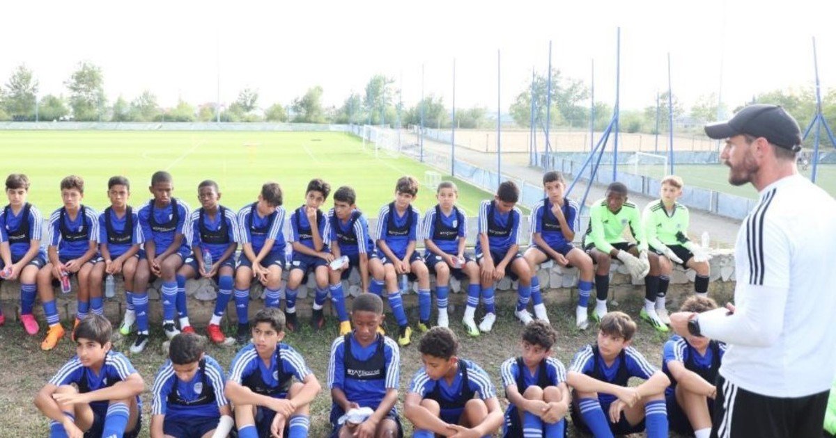 Qatar busca su propio Messi: un DT argentino cuenta la influencia del Mundial 2022 y de la figura del ídolo en los juveniles que sueñan con ser futbolistas