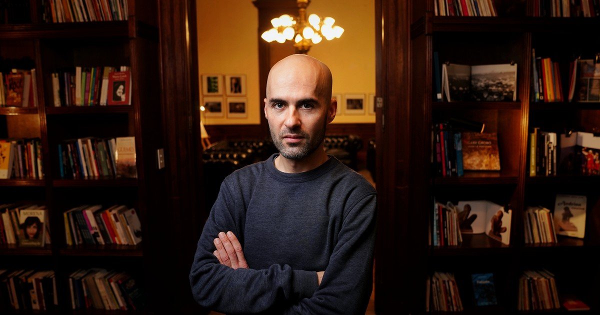 Daniel Morales, Premio Clarín Novela: “Las cosas más inverosímiles de mi novela son las reales”