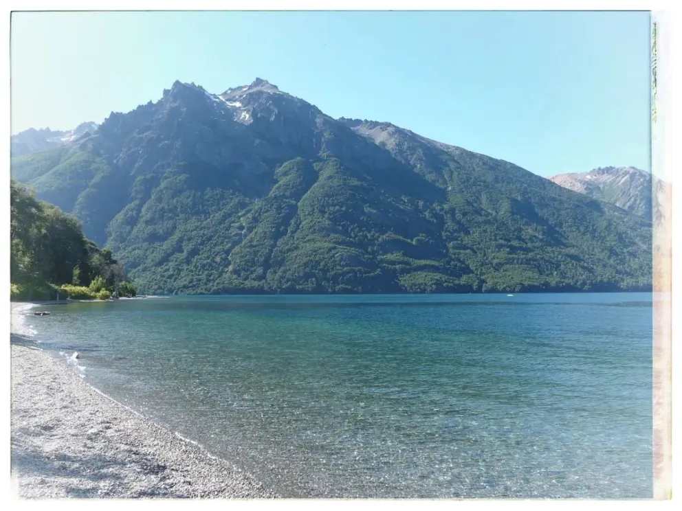 Tres mujeres salvaron a una niña en el lago Gutiérrez