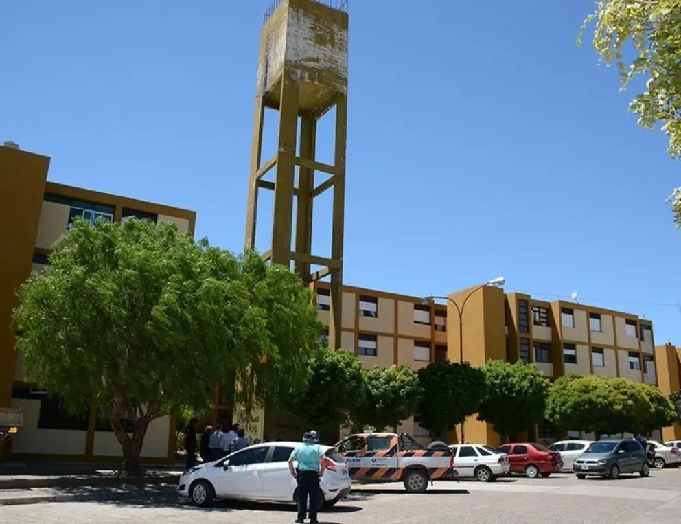 Motociclistas lesionados al hospital tras dos violentos accidentes en Trelew