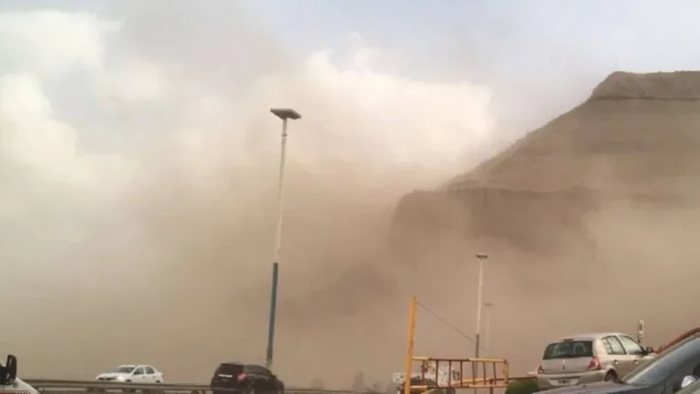 Otra alerta naranja golpeará a Comodoro y amplias zonas de Chubut con ráfagas que podrían alcanzar los 120 km/h