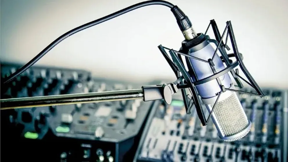 Una radio emblemática cae en quiebra tras años de conflicto