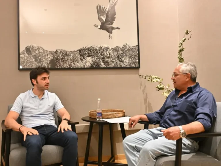 Torres y el Intendente de Paso de Indios coordinan agenda de desarrollo para la comuna