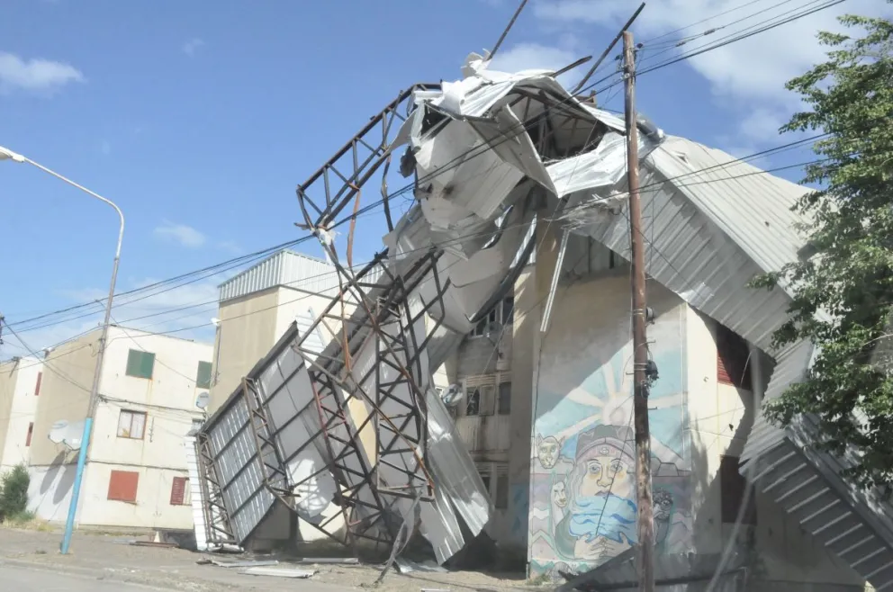 Buscan realizar un relevamiento del estado de los edificios de las 1008