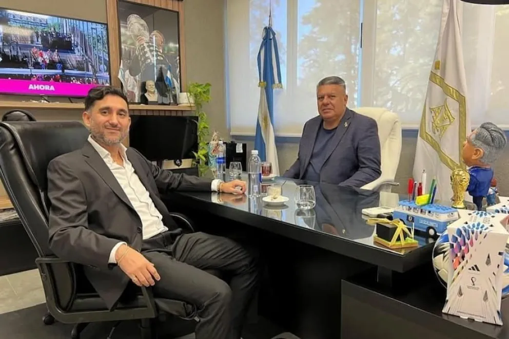 La Justicia investiga a un financista cercano a "Chiqui" Tapia por presunto lavado de dinero