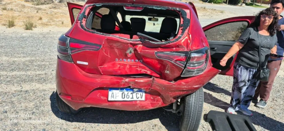 Fuerte choque en acceso a Gaiman