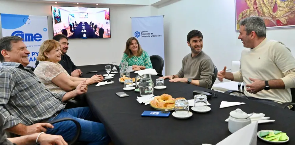 Torres recibió el apoyo de la Cámara de Comercio al reclamo por las retenciones petroleras