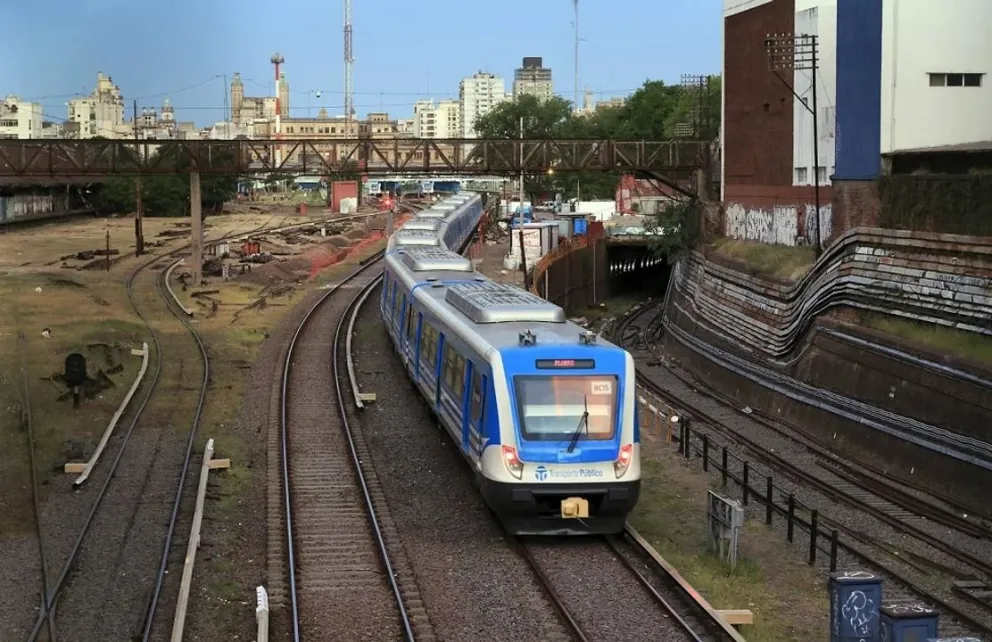 Ferrocarril Sarmiento: advierten por déficit estructural y rechazan la privatización