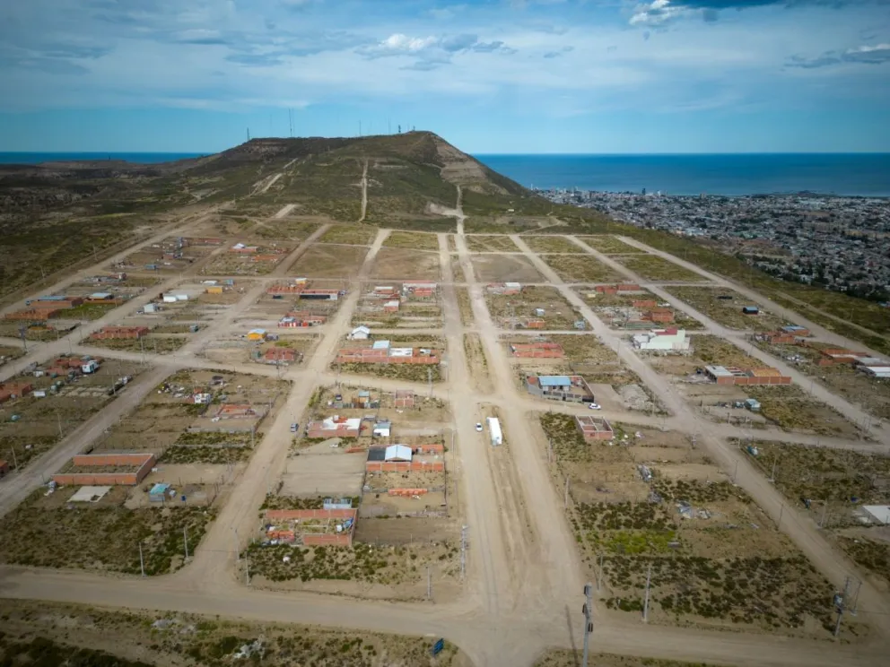 El Municipio y SCPL firman siete convenios para obras de infraestructura esencial