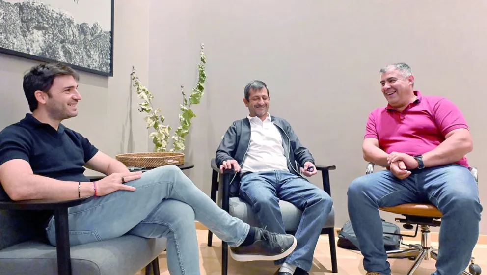 Torres recibió a los intendentes de El Hoyo y Cholila