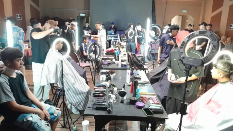 Se realizó la "Batalla Barber Fest" a beneficio de comedor solidario