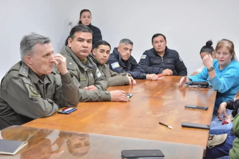 Santa Cruz: Suspenden clases y cierran rutas por alerta de vientos extremos