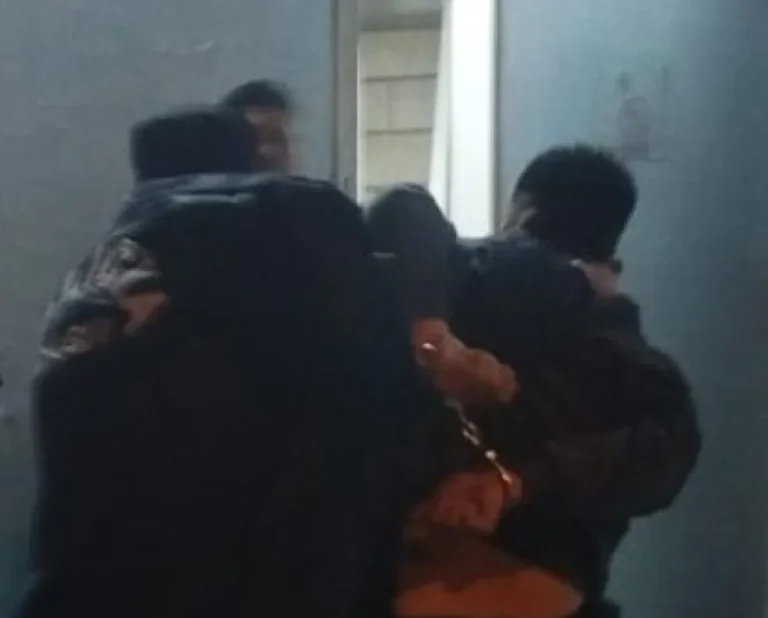 Rompió el vidrio de una vivienda para ingresar a robar, pero fue atrapado