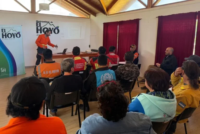 El Hoyo profundiza acciones en materia de seguridad y prevención