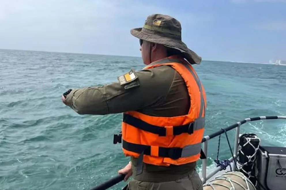 Chile: intensa búsqueda de adolescente argentino tras ser arrastrado por el oleaje en La Serena