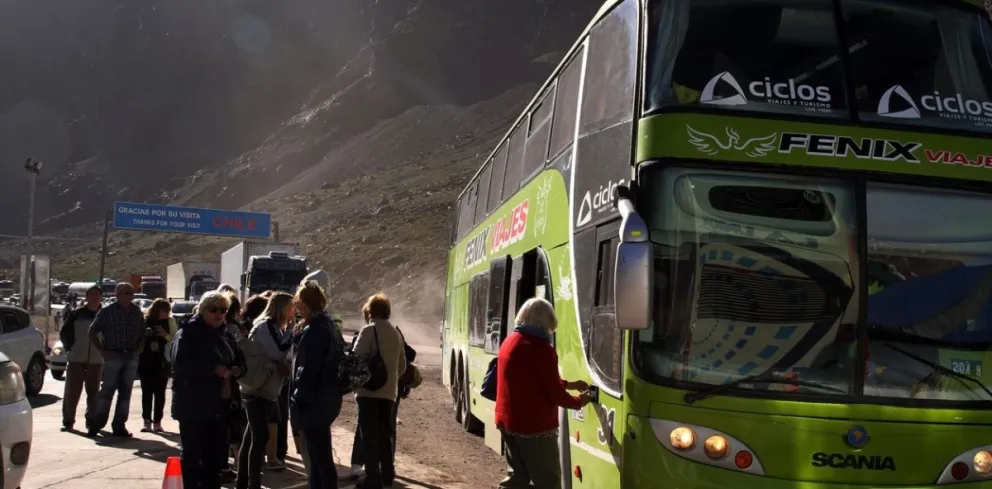 60 argentinos fueron asaltados tras regresar de un tour de compras en Chile