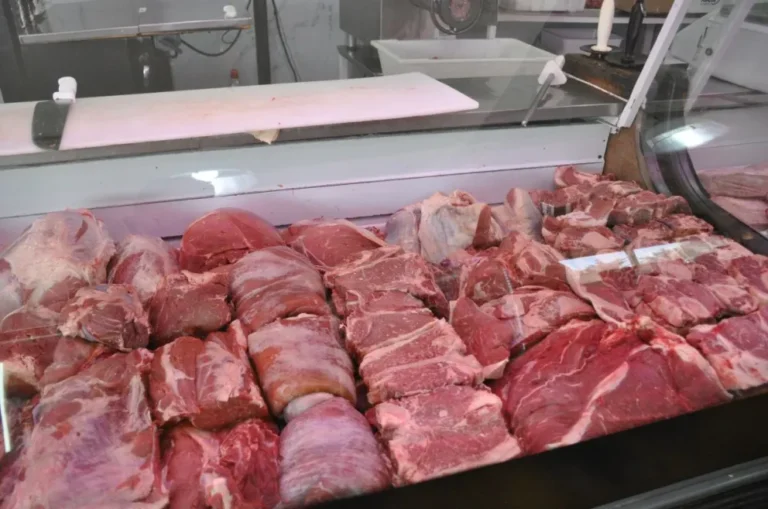 Sigue aumentando el precio de la carne y comerciantes intentan sostener valores