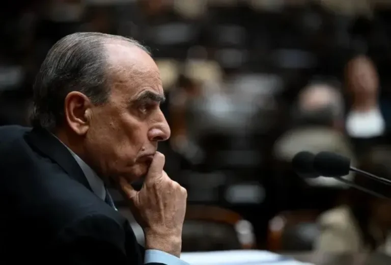 La renuncia de Francos y el efecto dominó: Karina Milei con más poder