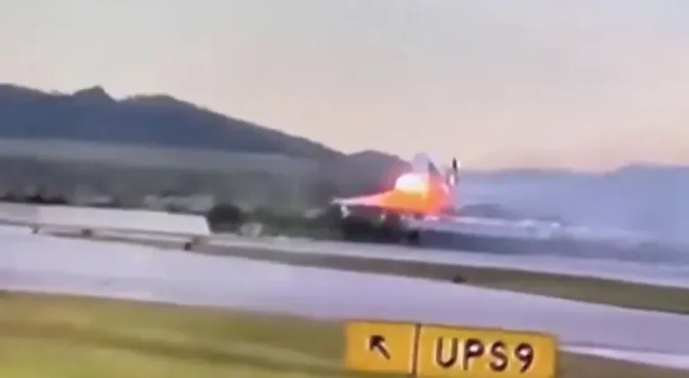 Tragedia en Louisville: un avión carguero se estrelló durante el despegue