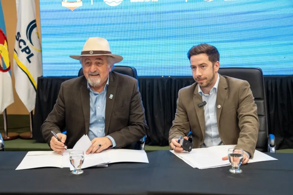 SCPL y Municipalidad firmaron convenios para iluminar el Roque González