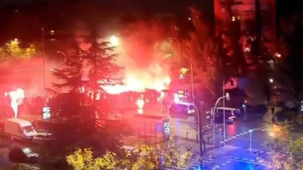 Violentos enfrentamientos entre hinchas del Rayo Vallecano y Lech Poznan en Madrid