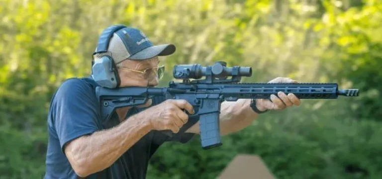 El Gobierno habilitó a civiles a comprar armas semiautomáticas y carabinas