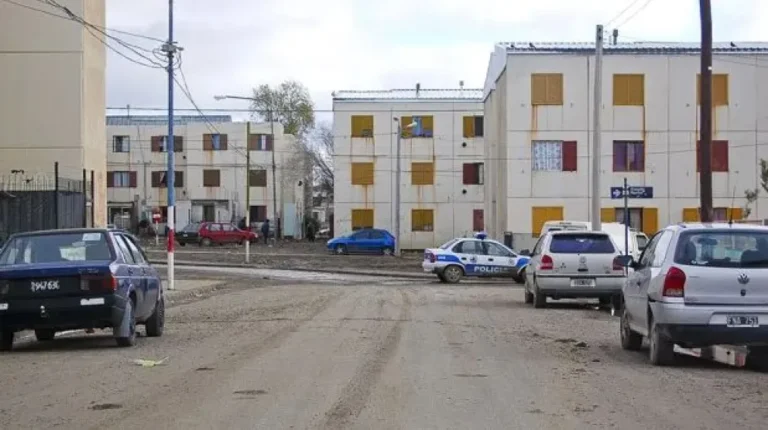 Allanamientos en “Las 1008” por una causa federal de drogas