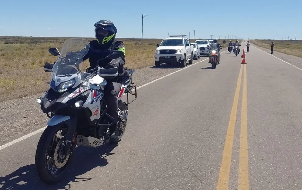 Vientos intensos obligan a Santa Cruz a restringir la circulación en varias rutas