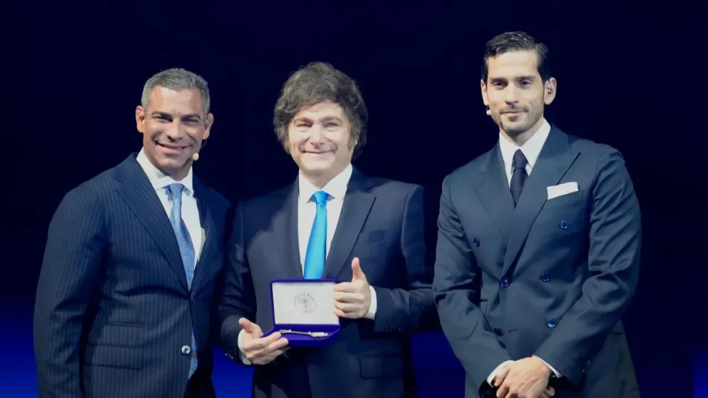 Milei recibió la llave de Miami durante el America Business Forum
