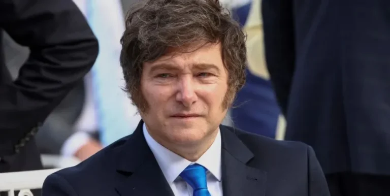 Milei oficializa nuevo fin de semana largo en diciembre por éxito turístico