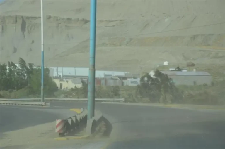 Suspenden las clases este lunes por los fuertes vientos que se esperan