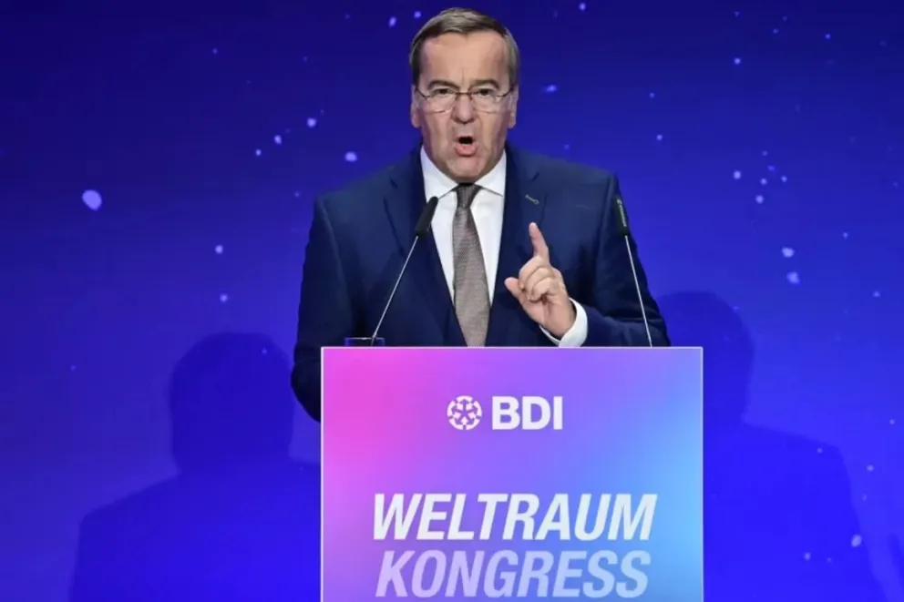 Reino Unido y Alemania acusan a Rusia de espiar y bloquear satélites occidentales