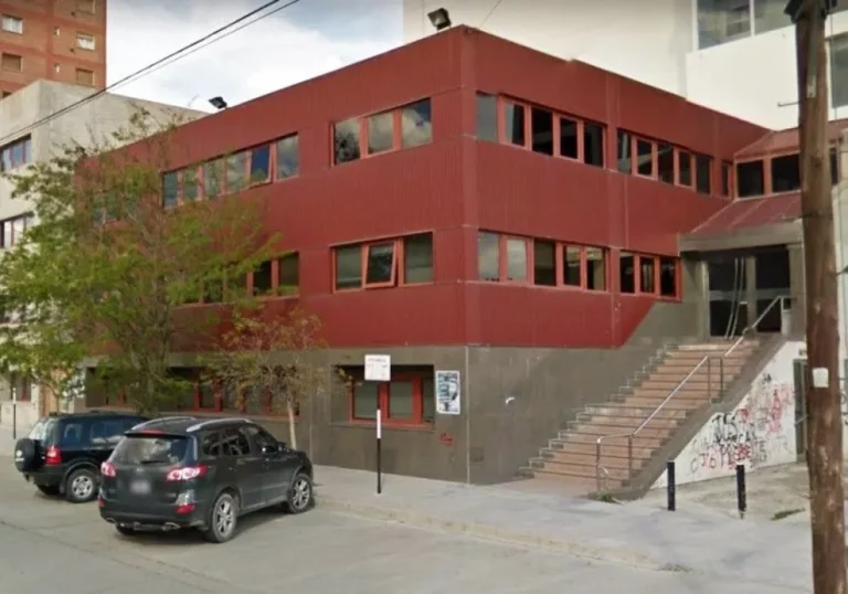 Un imputado por robo agravado en Trelew continuará detenido por tres meses más